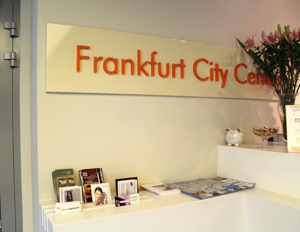פרנקפורט Easyhotel Frankfurt City Center מראה חיצוני תמונה